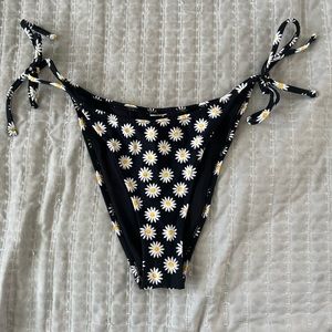 Hollister daisy bikini bottom